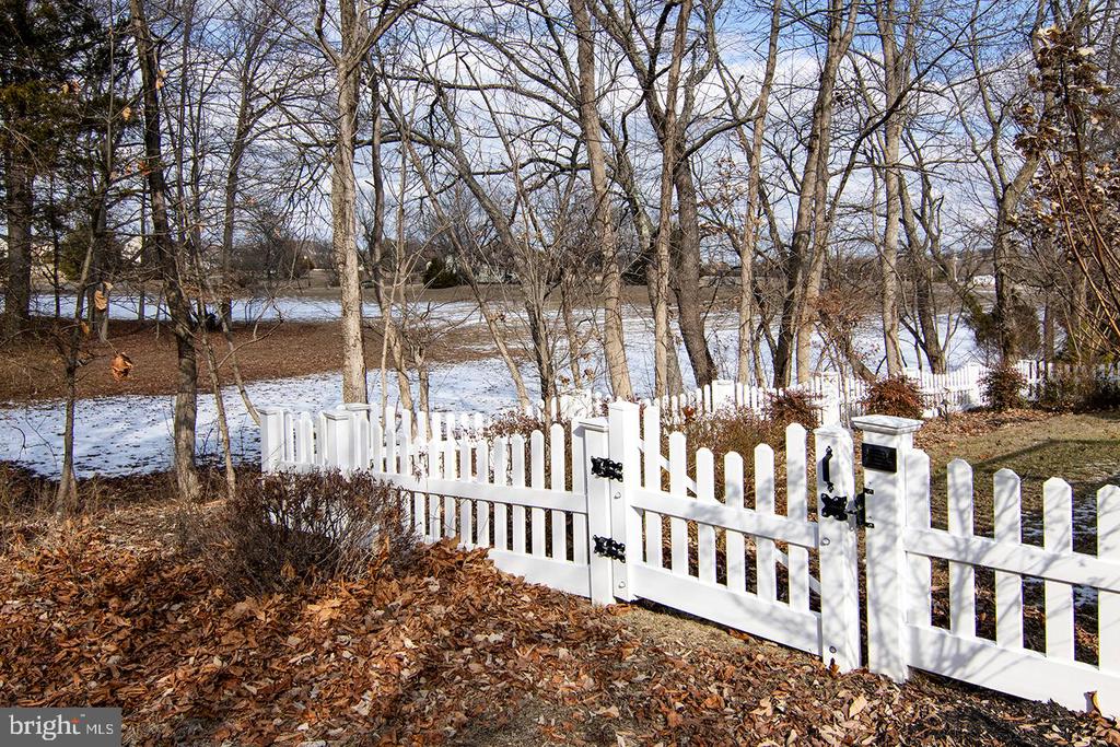 36 BEAR CREEK DRIVE