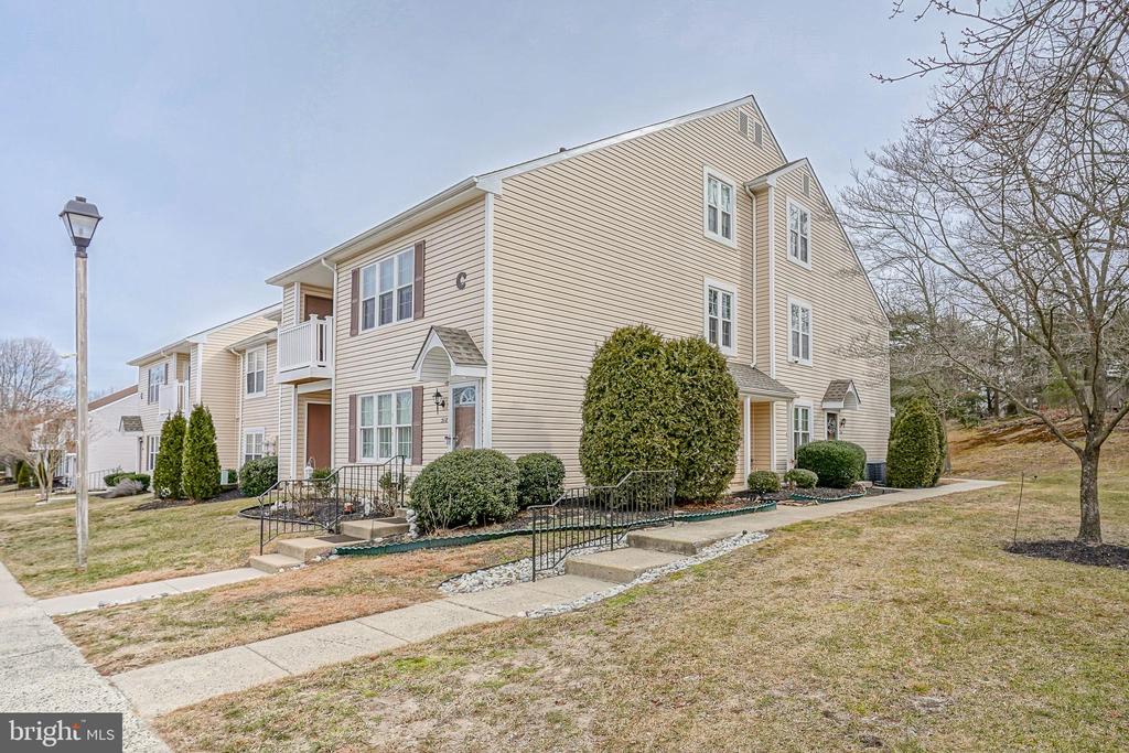 317 SURREY COURT
