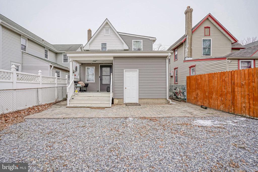 124 WEST AVENUE