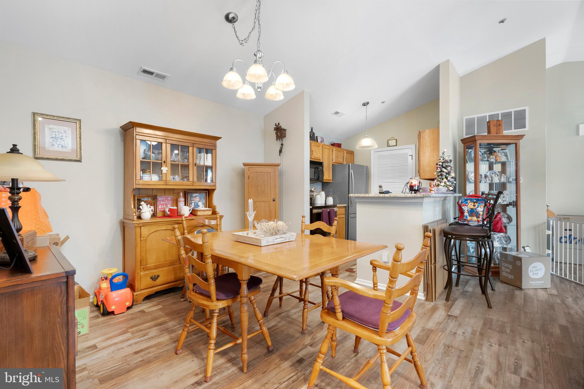 78 Crestmont Dr