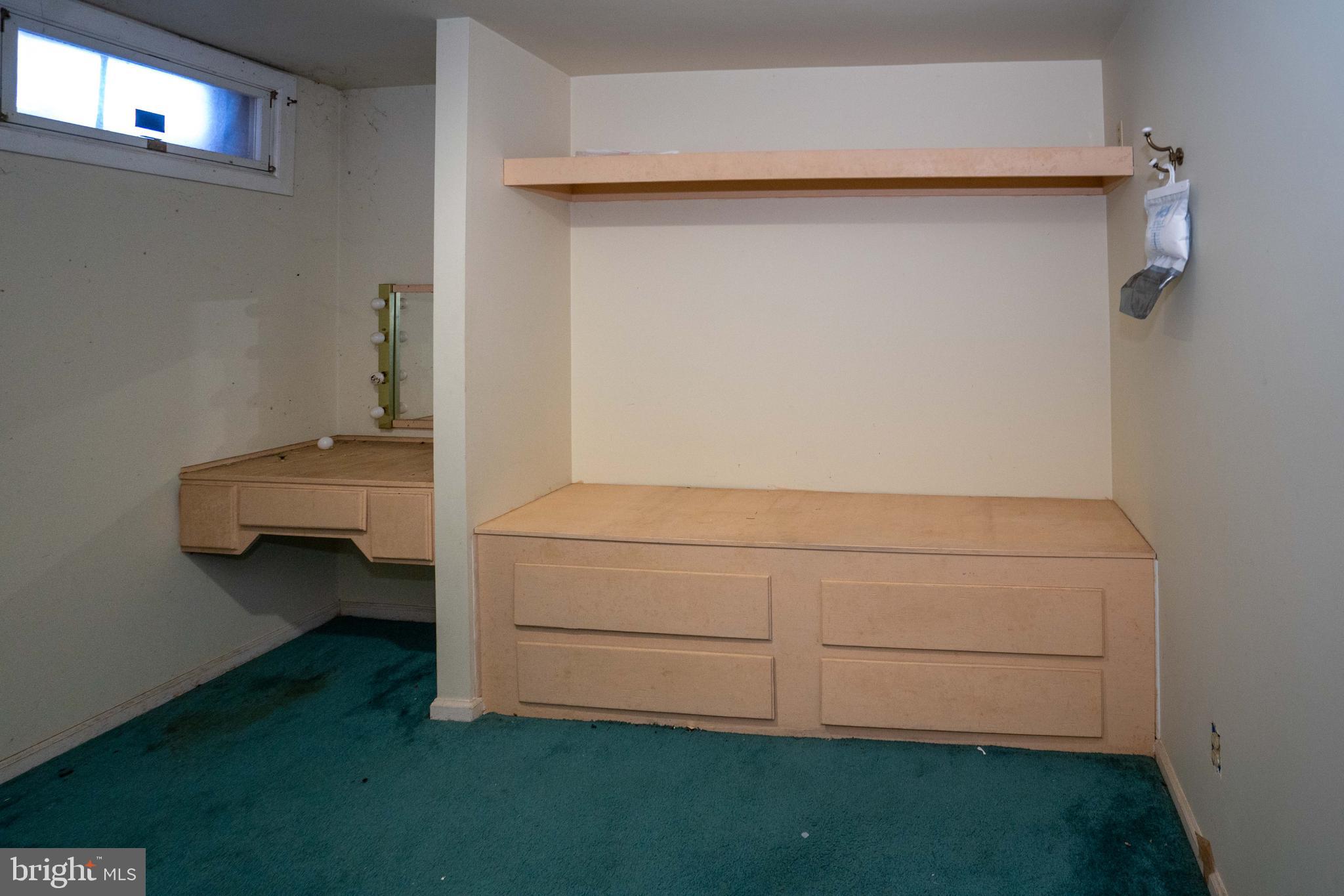 23 RITTENHOUSE SQUARE