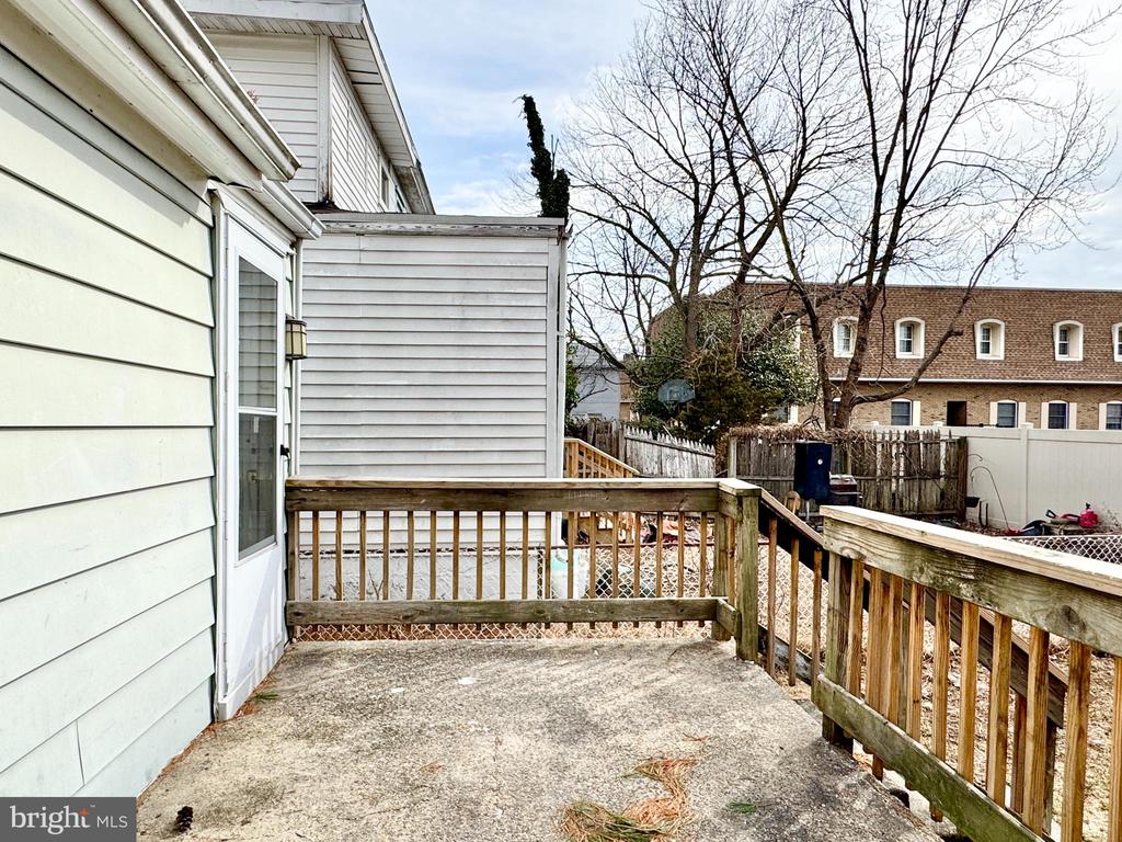 17 WALNUT STREET