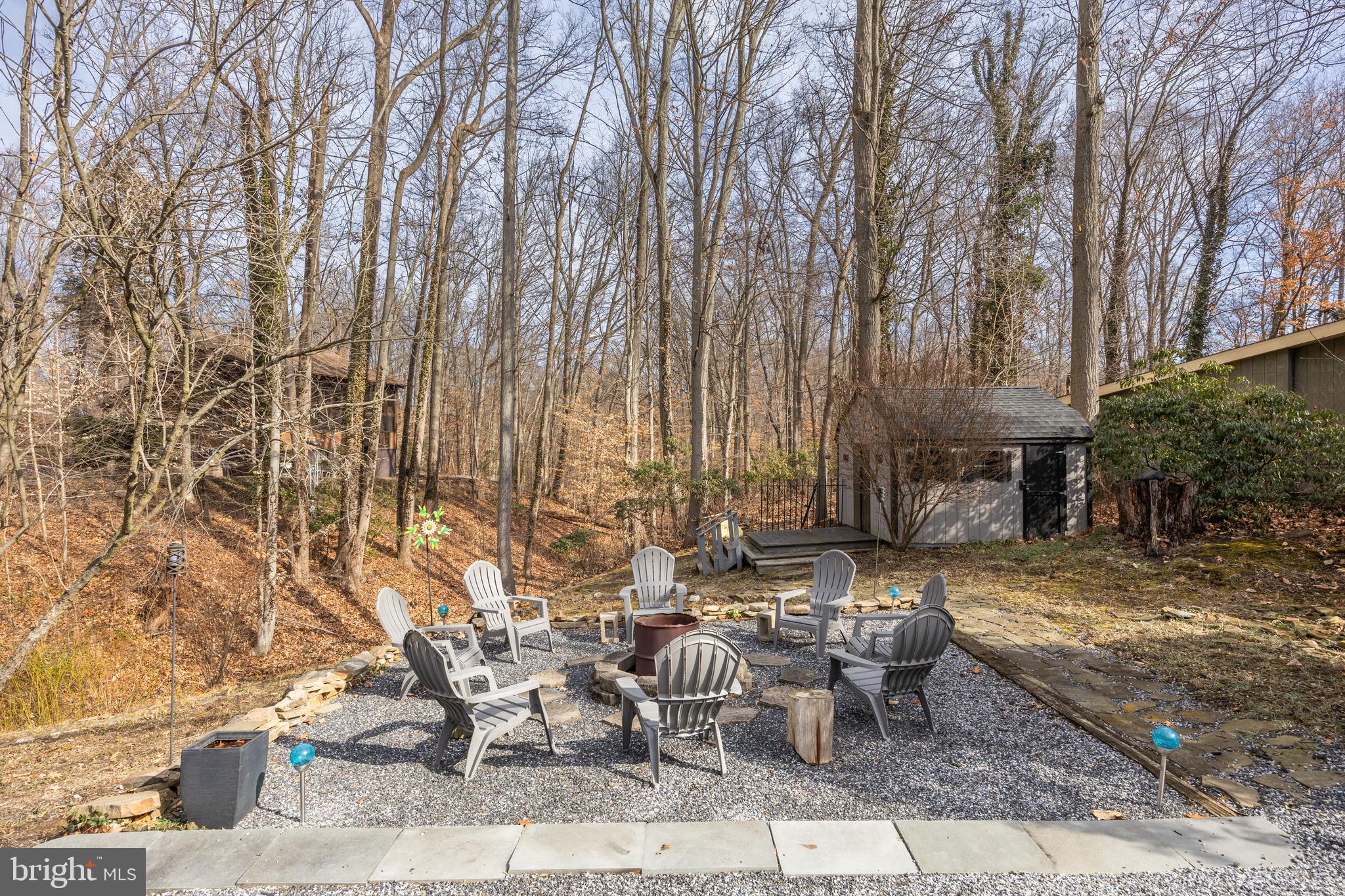 39 Spring Hill Rd