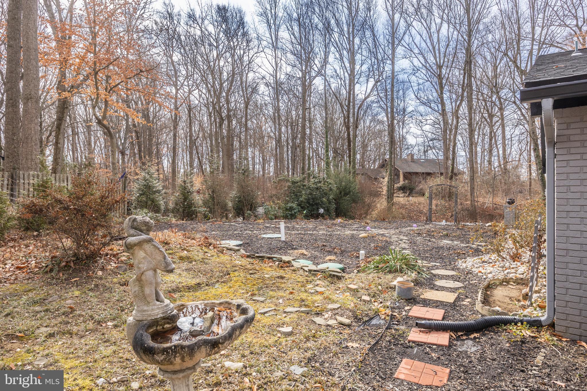 39 Spring Hill Rd