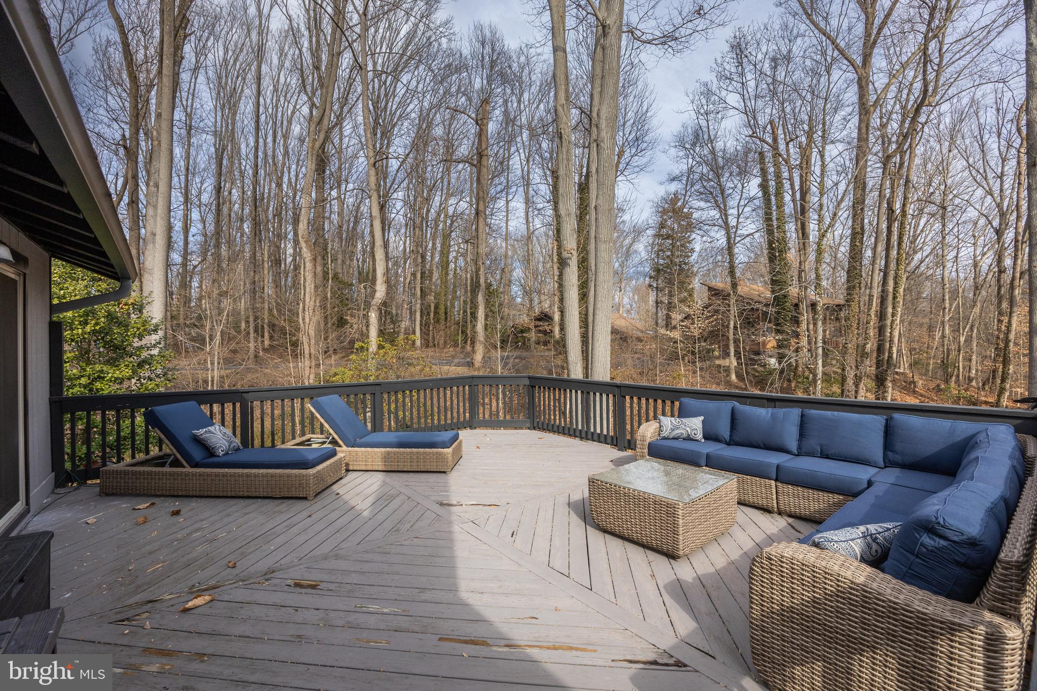 39 Spring Hill Rd