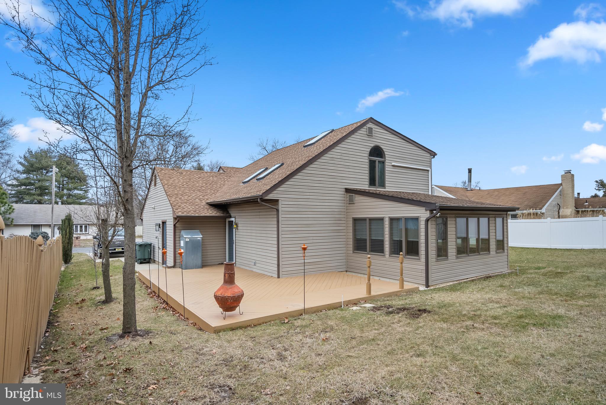 545 Greenbriar Dr