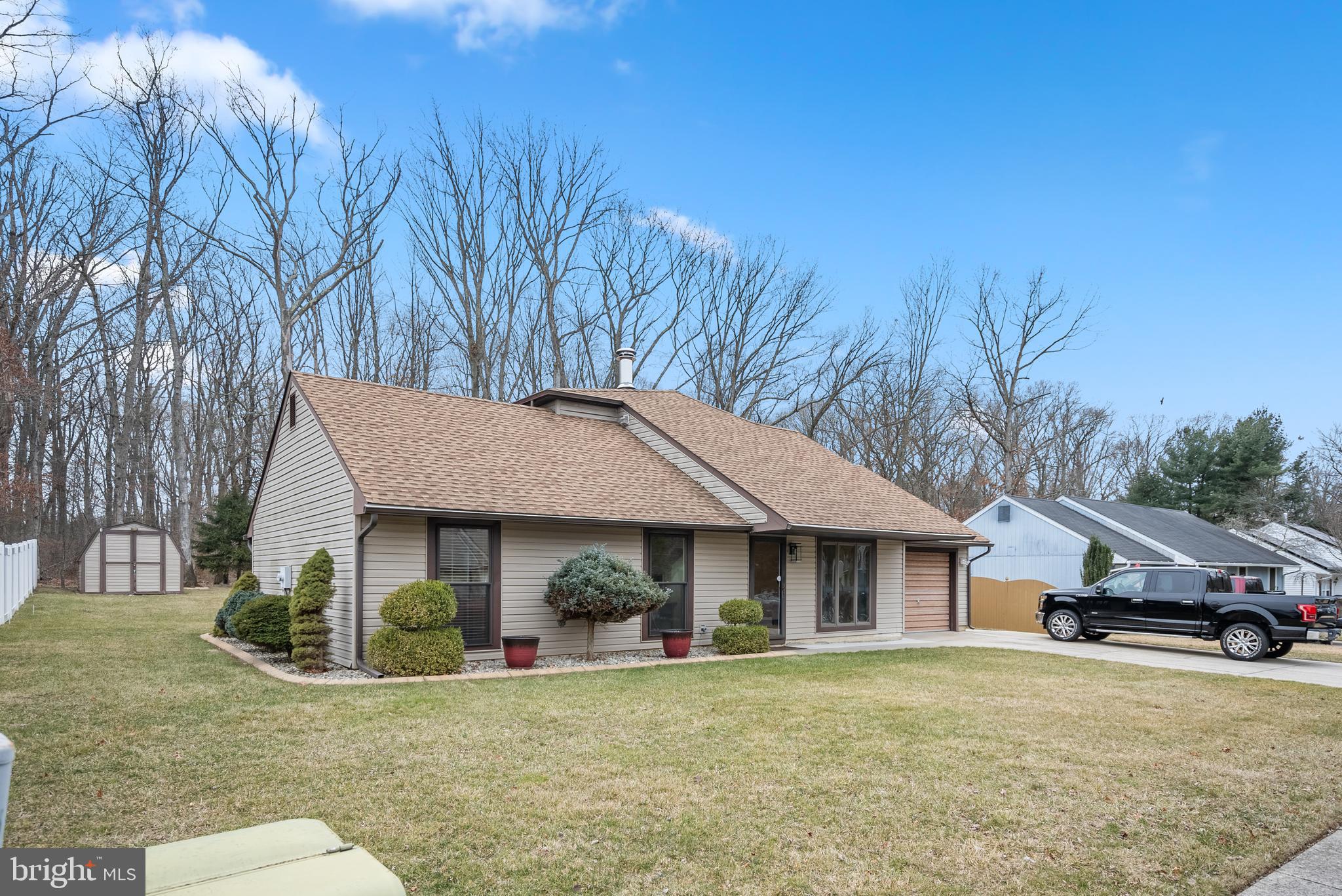 545 Greenbriar Dr