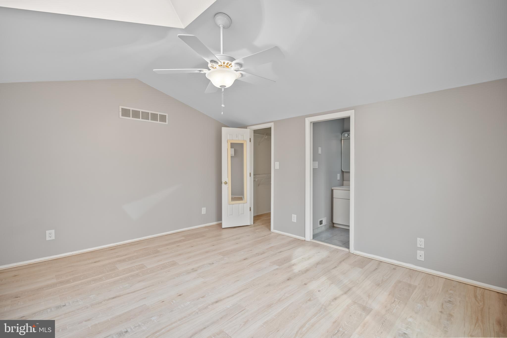 545 Greenbriar Dr