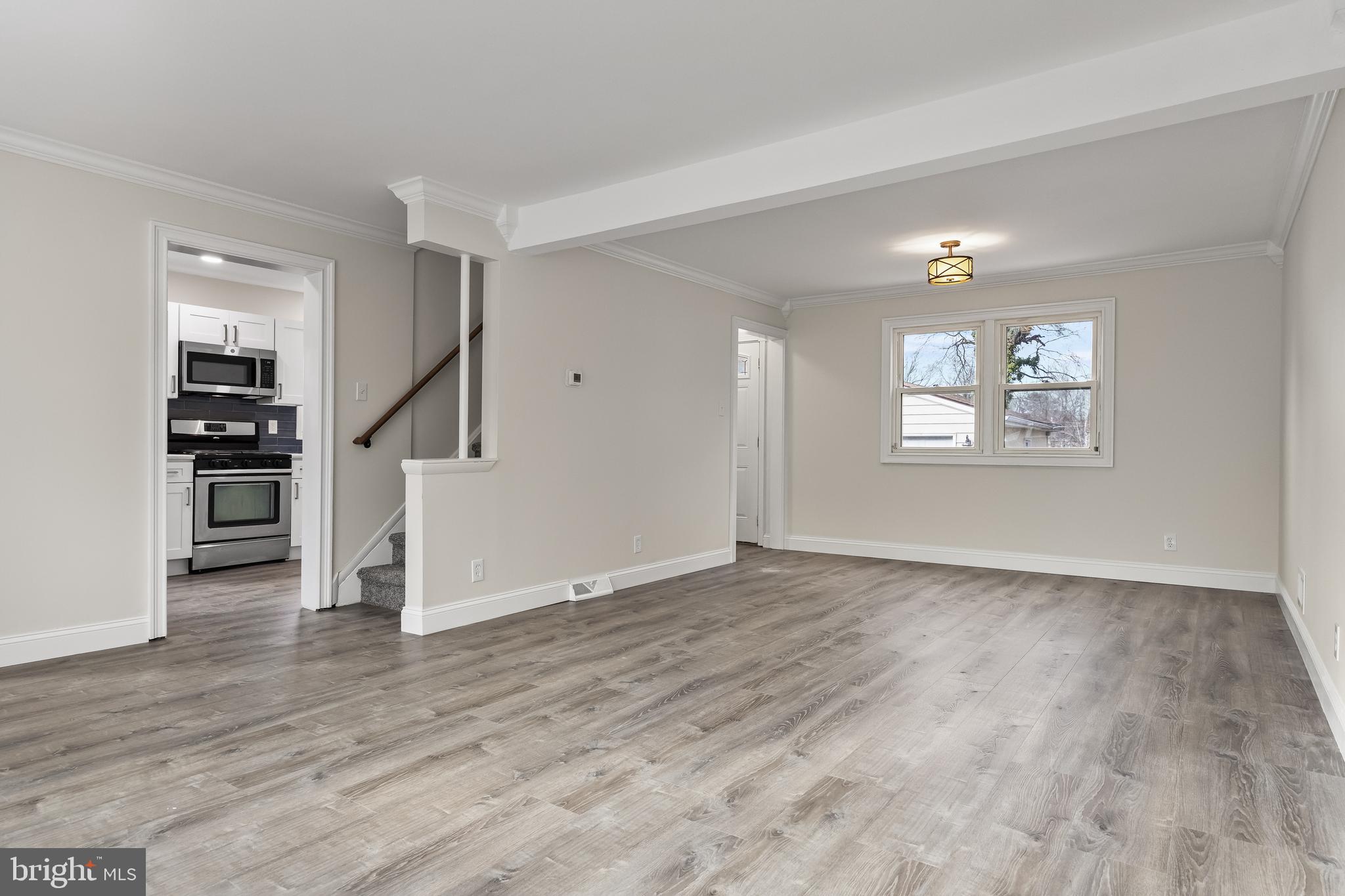 313 Cornell Rd