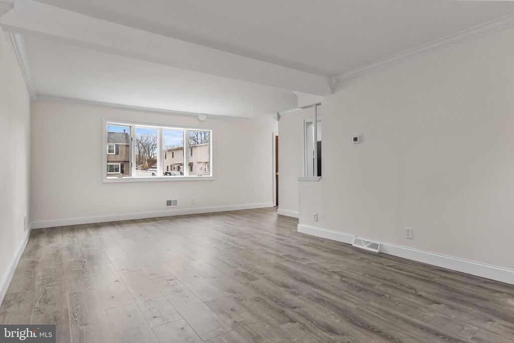 313 Cornell Rd