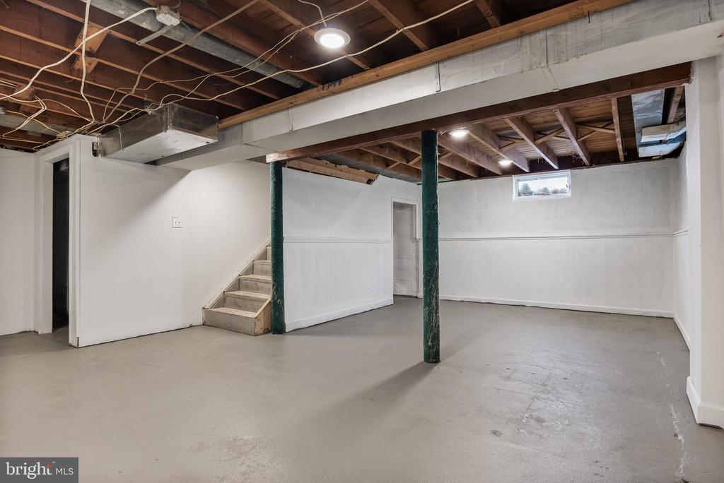 313 Cornell Rd