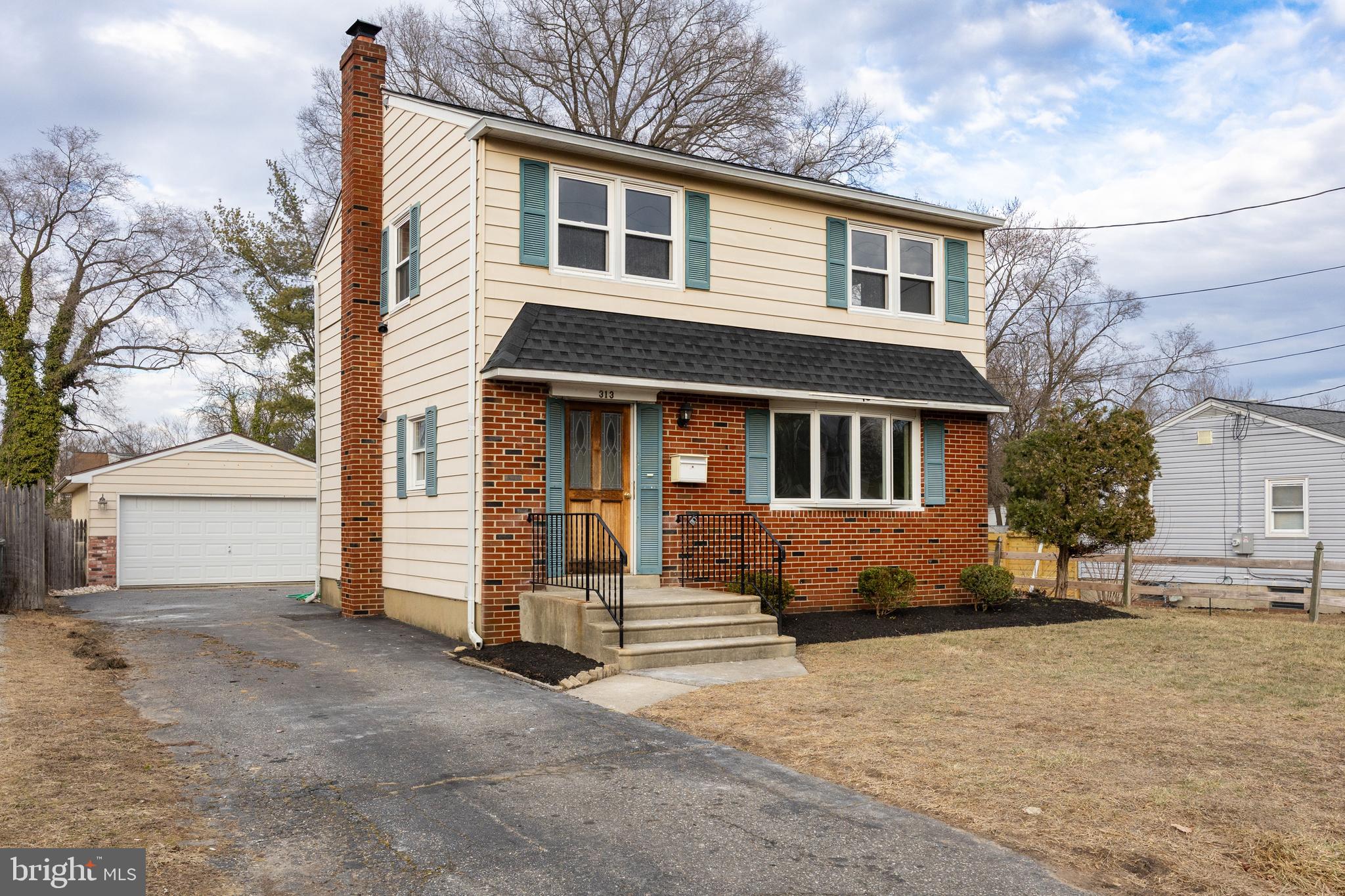 313 Cornell Rd