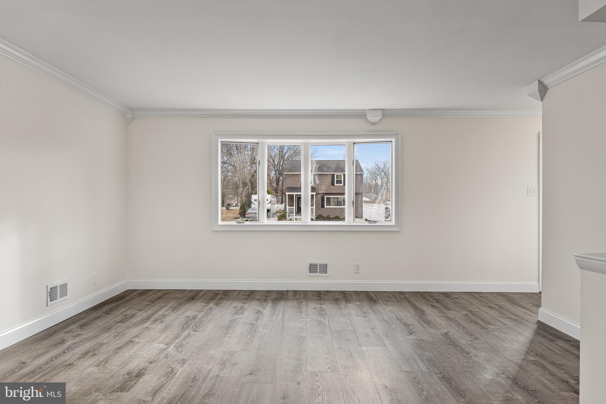 313 Cornell Rd