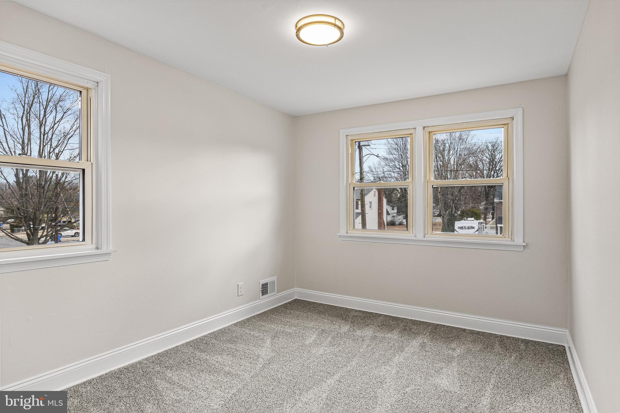 313 Cornell Rd