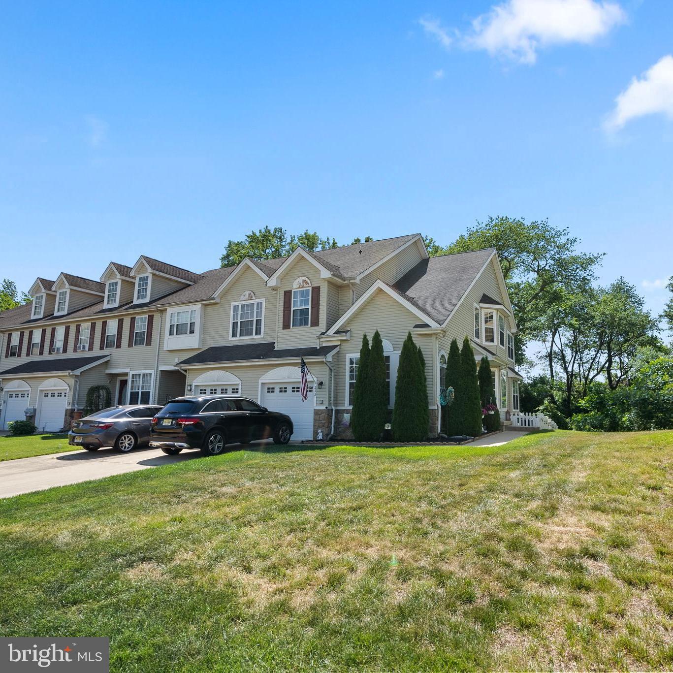 215 Westbrook Dr