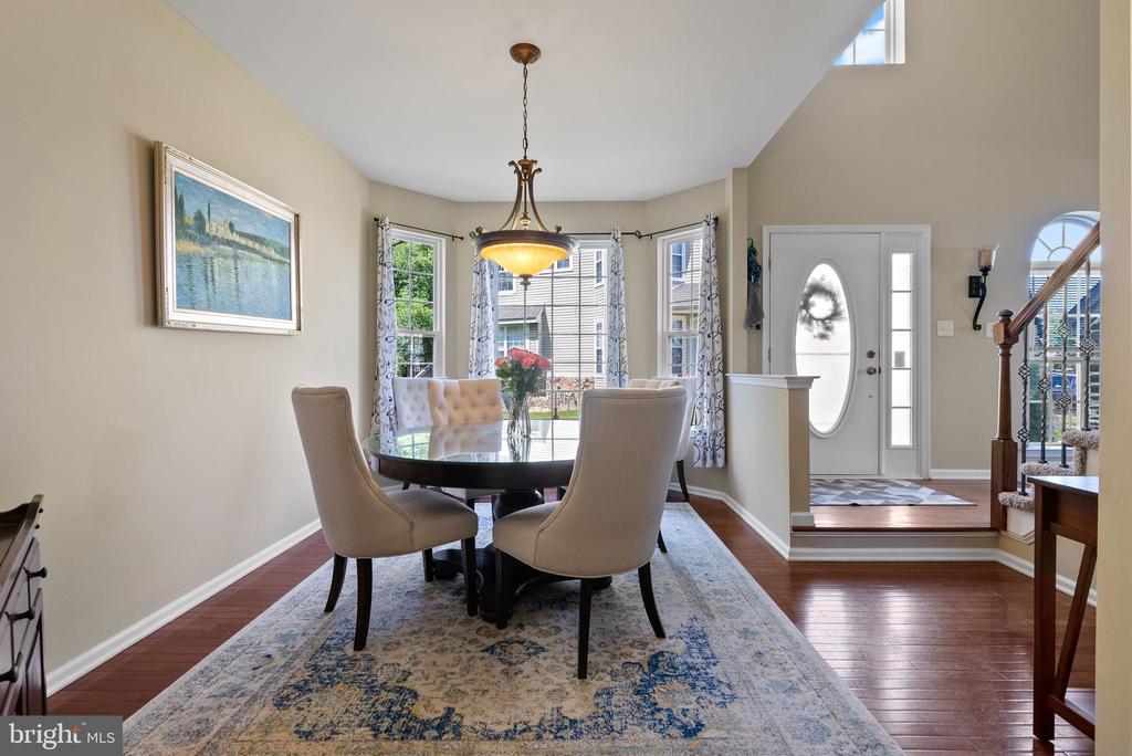 215 Westbrook Dr
