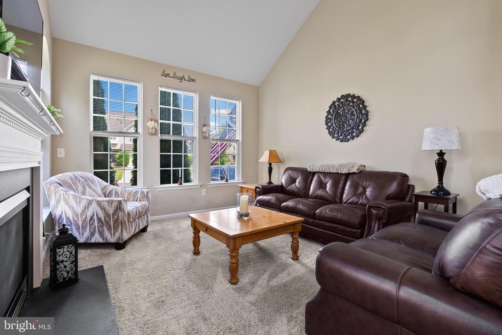 215 Westbrook Dr
