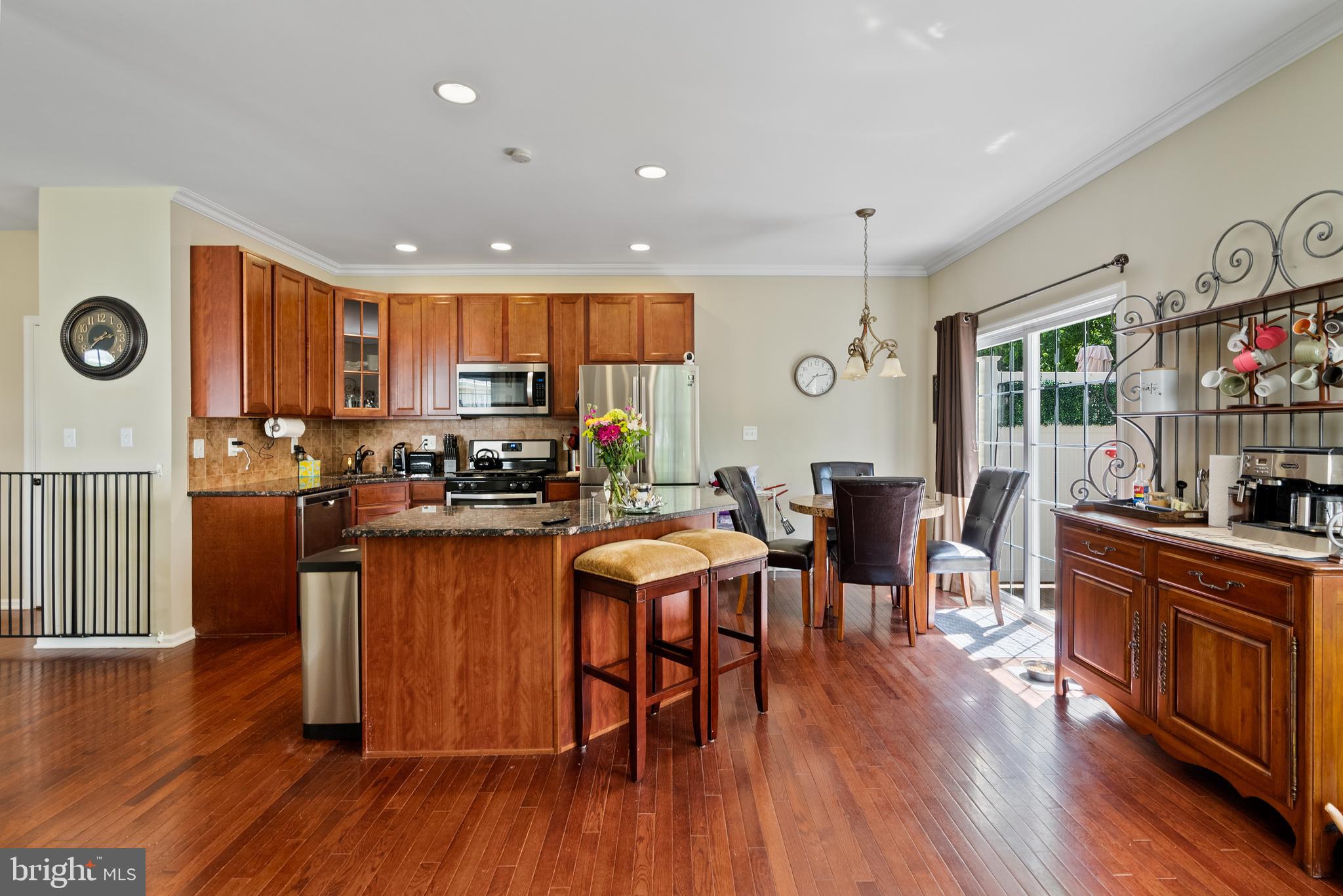 215 Westbrook Dr