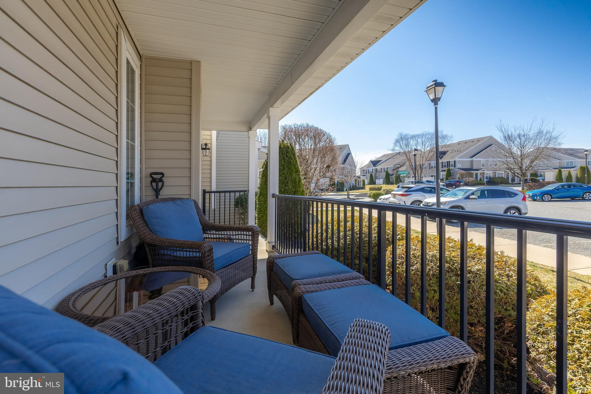 1805 LEXINGTON MEWS