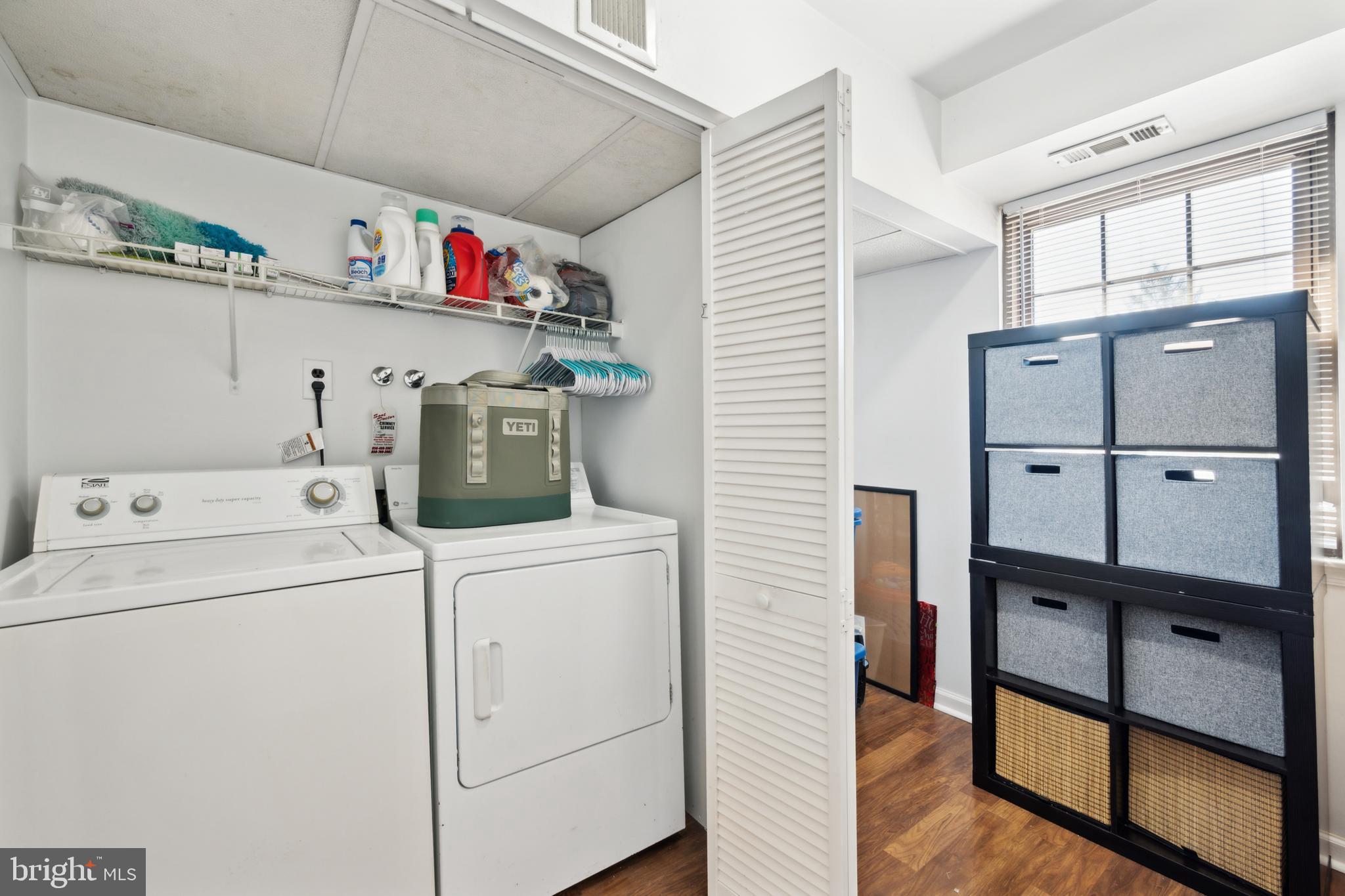 10 Thomas Nelson Bldg