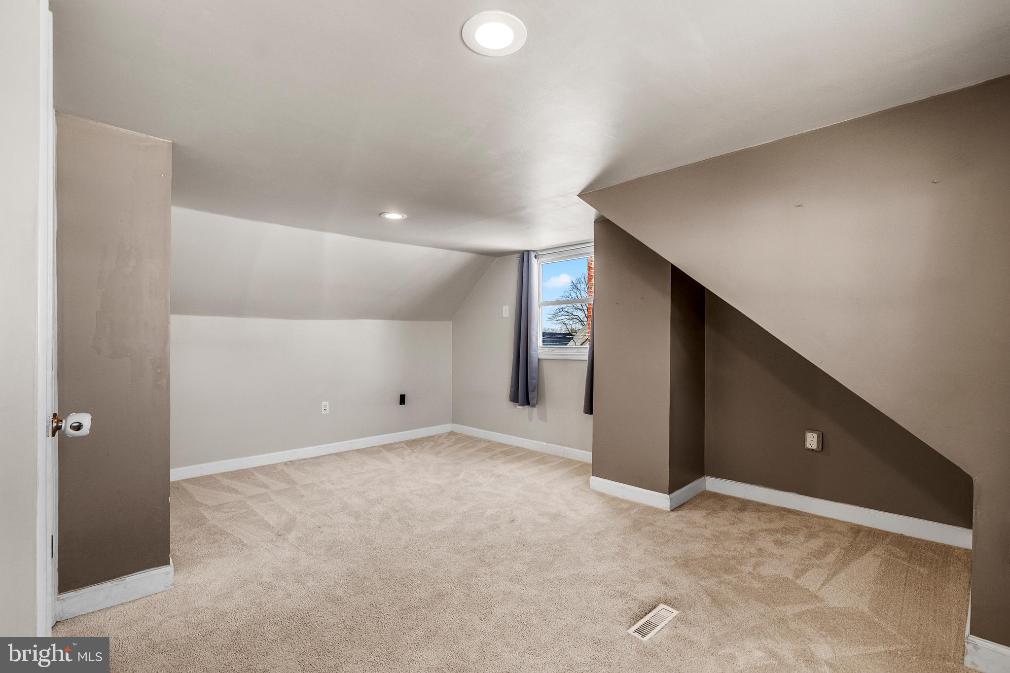 538 Penn Blvd