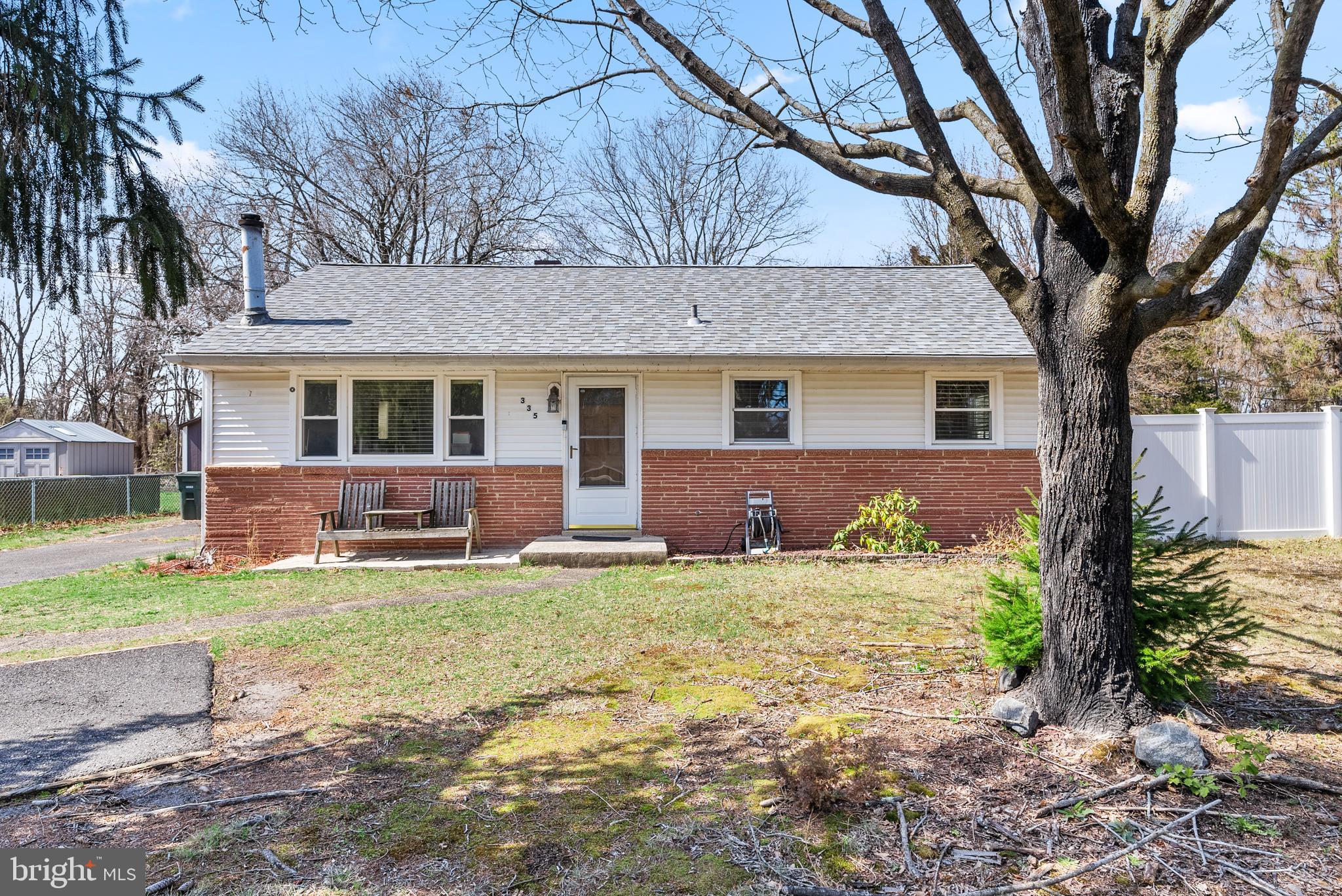 335 Walnut St