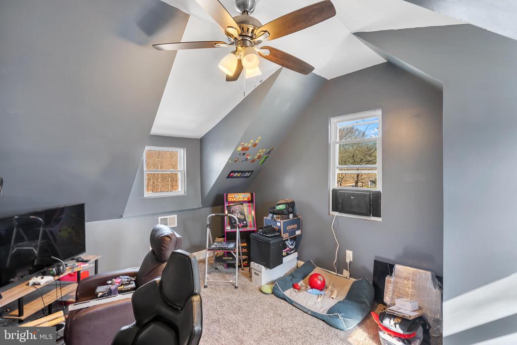 1341 Trolley Ln