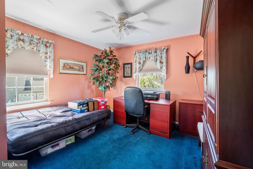 109 BROOKSIDE WAY