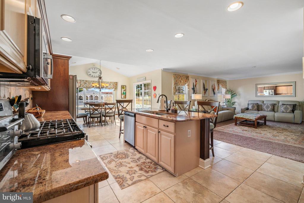 109 BROOKSIDE WAY