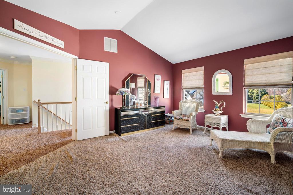 109 BROOKSIDE WAY