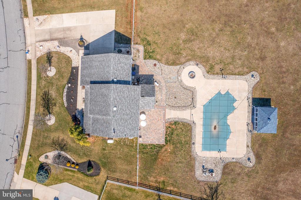109 BROOKSIDE WAY