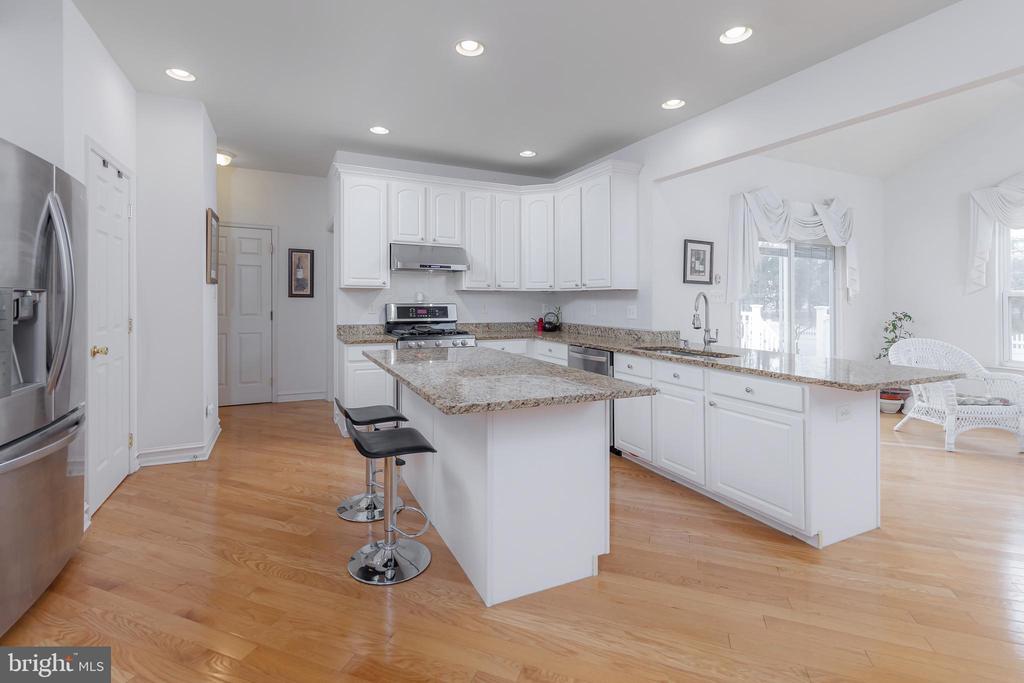 316 PICKWICK DRIVE