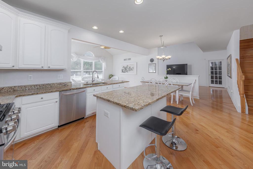 316 PICKWICK DRIVE