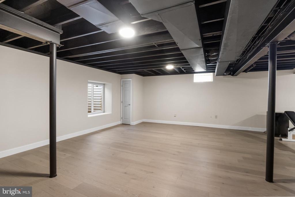 201 Solar Ct