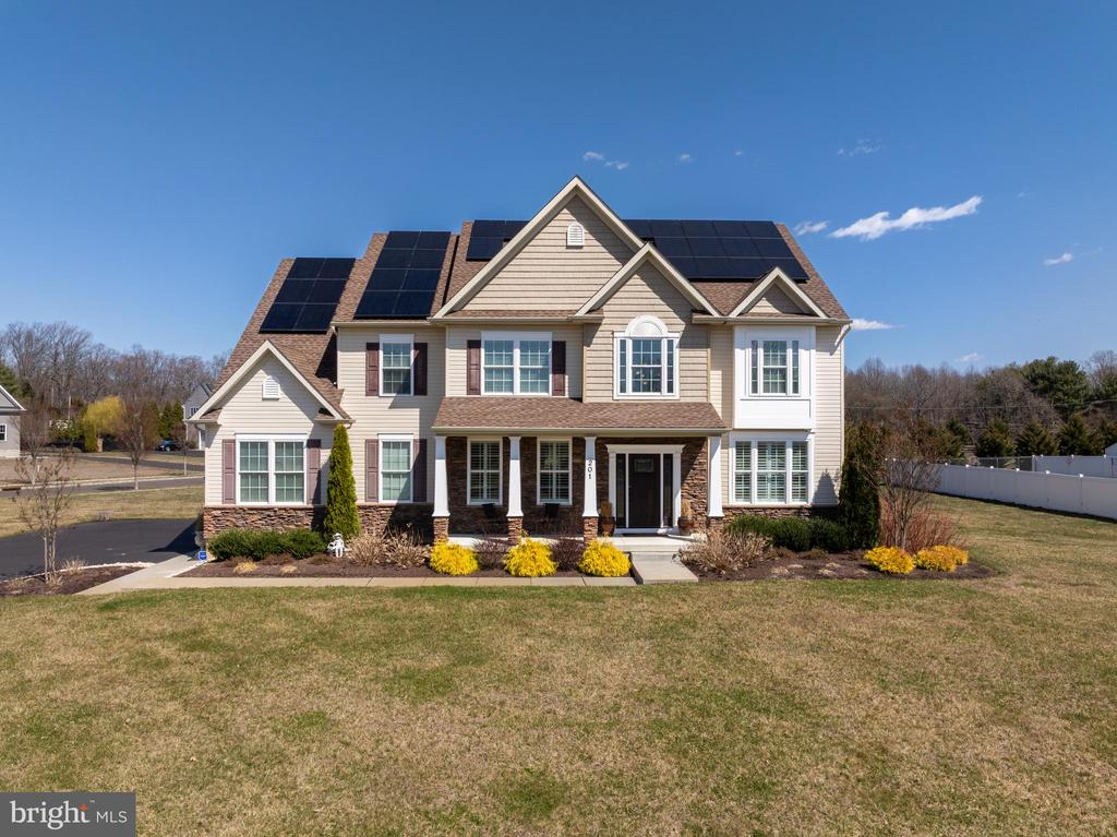 201 Solar Ct