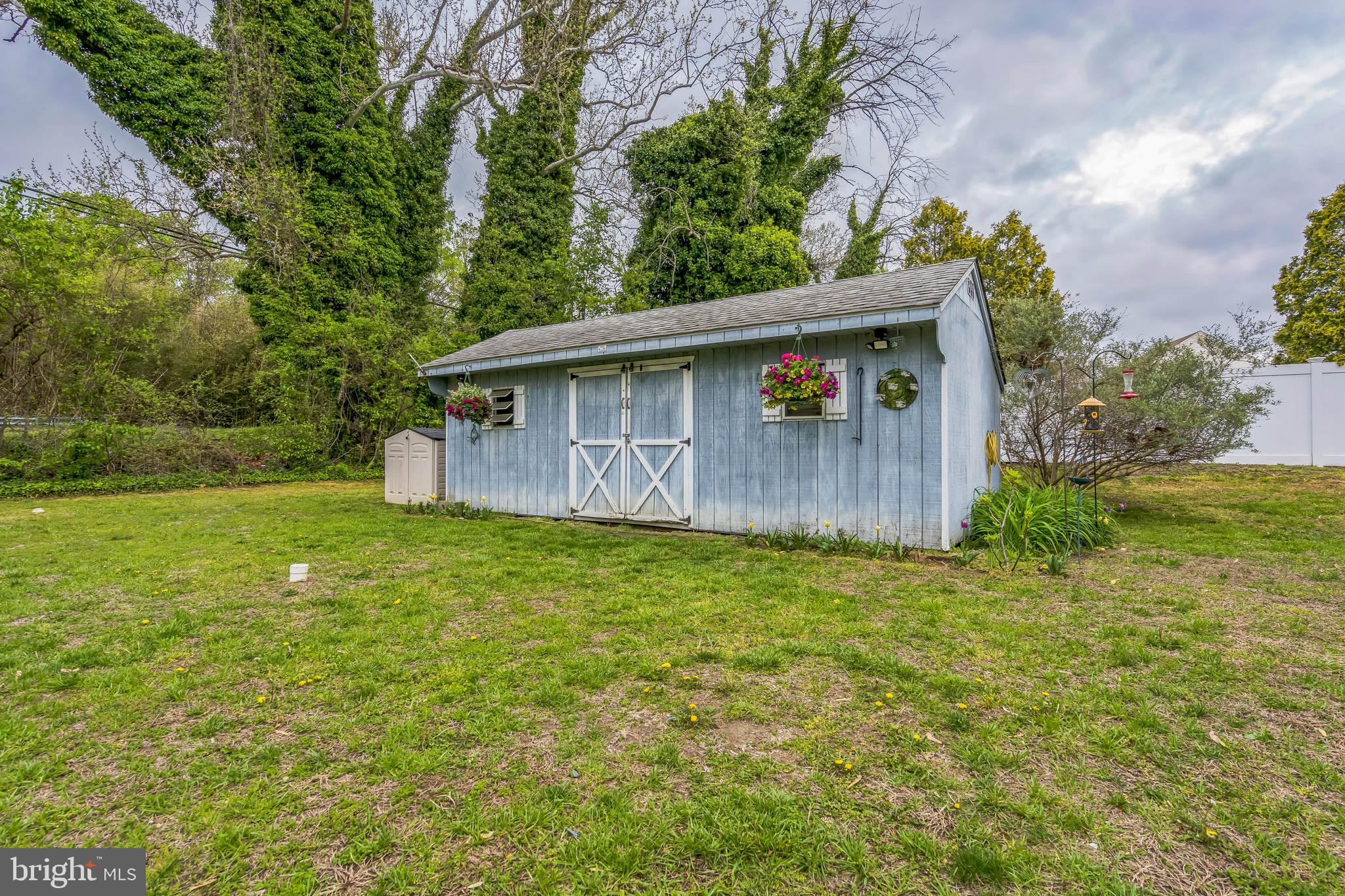 101 RIVER ROAD DRIVE