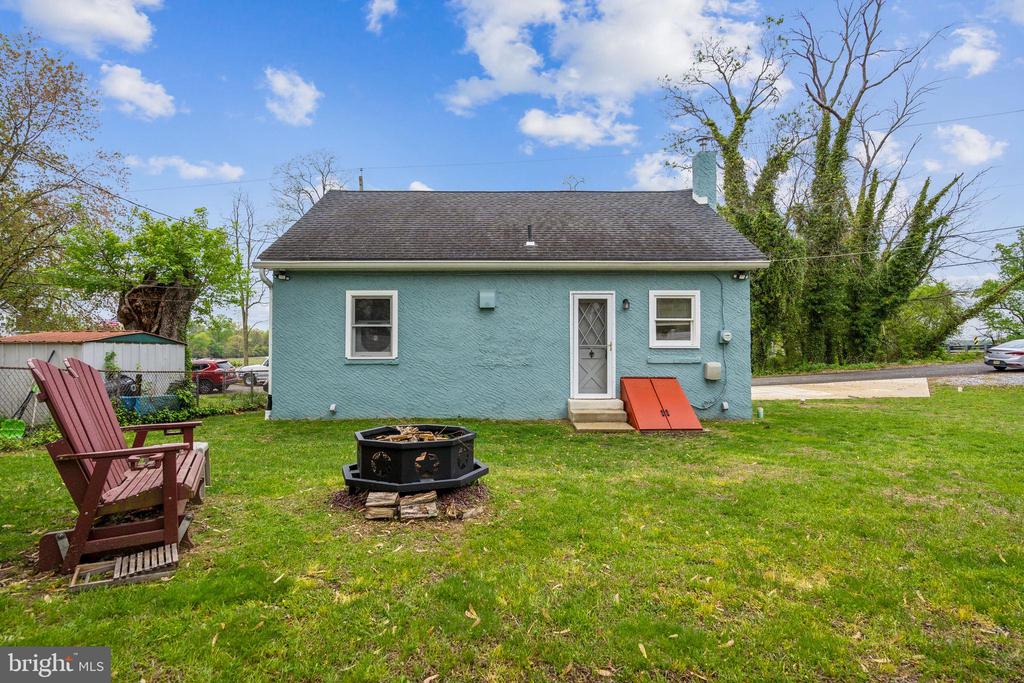 101 RIVER ROAD DRIVE