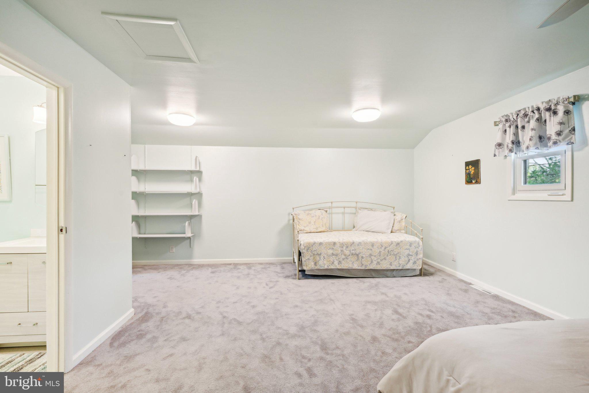 205 S Lehigh Rd