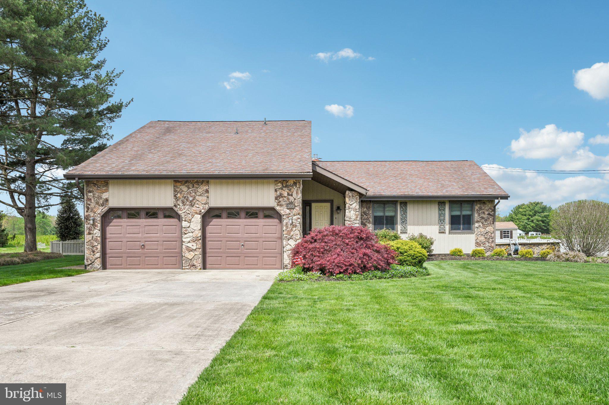 205 S Lehigh Rd