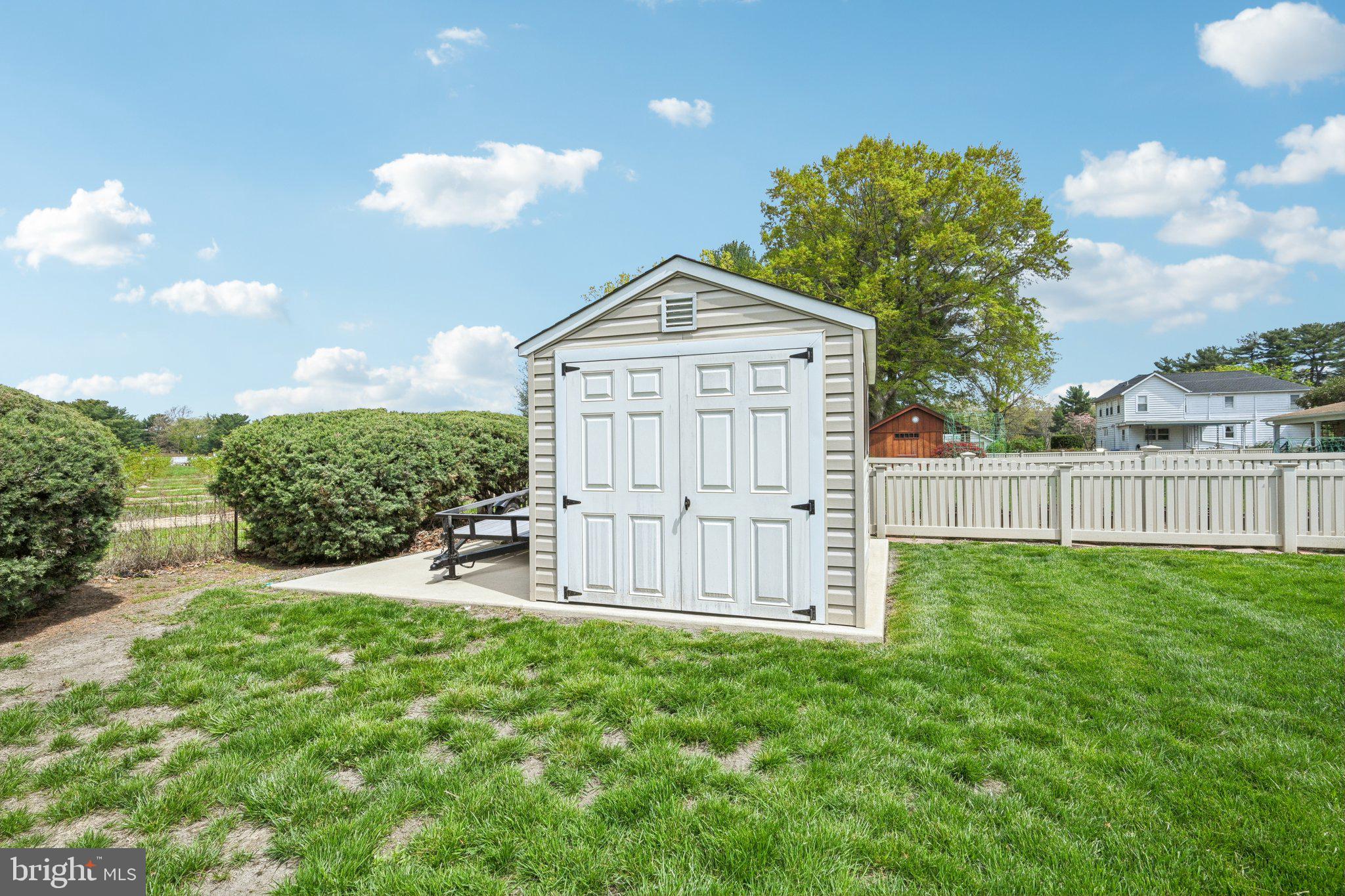205 S Lehigh Rd