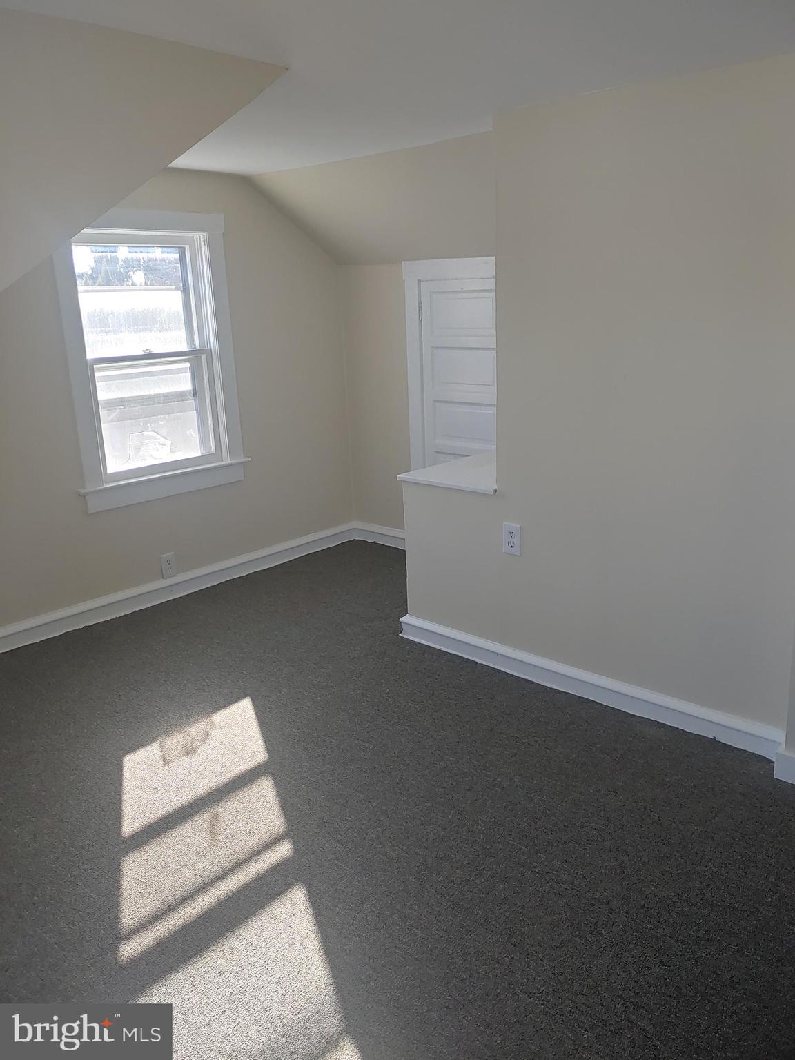 115 MANTUA BOULEVARD