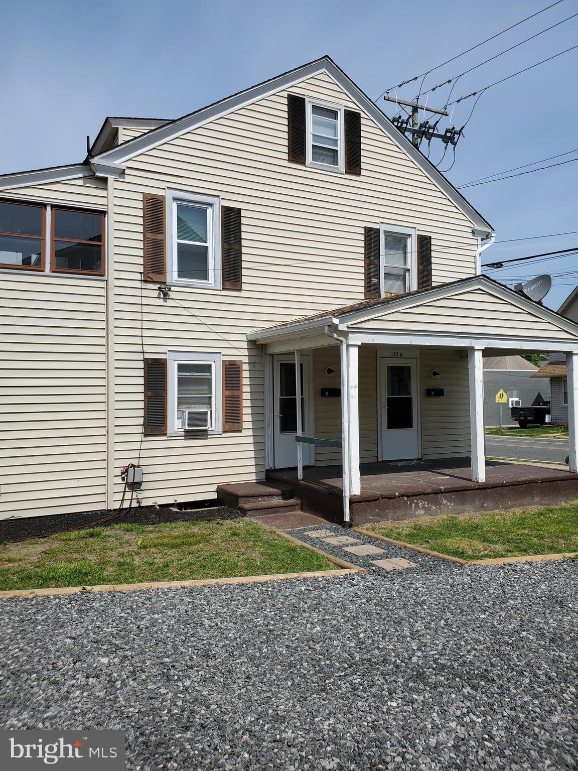 115 MANTUA BOULEVARD