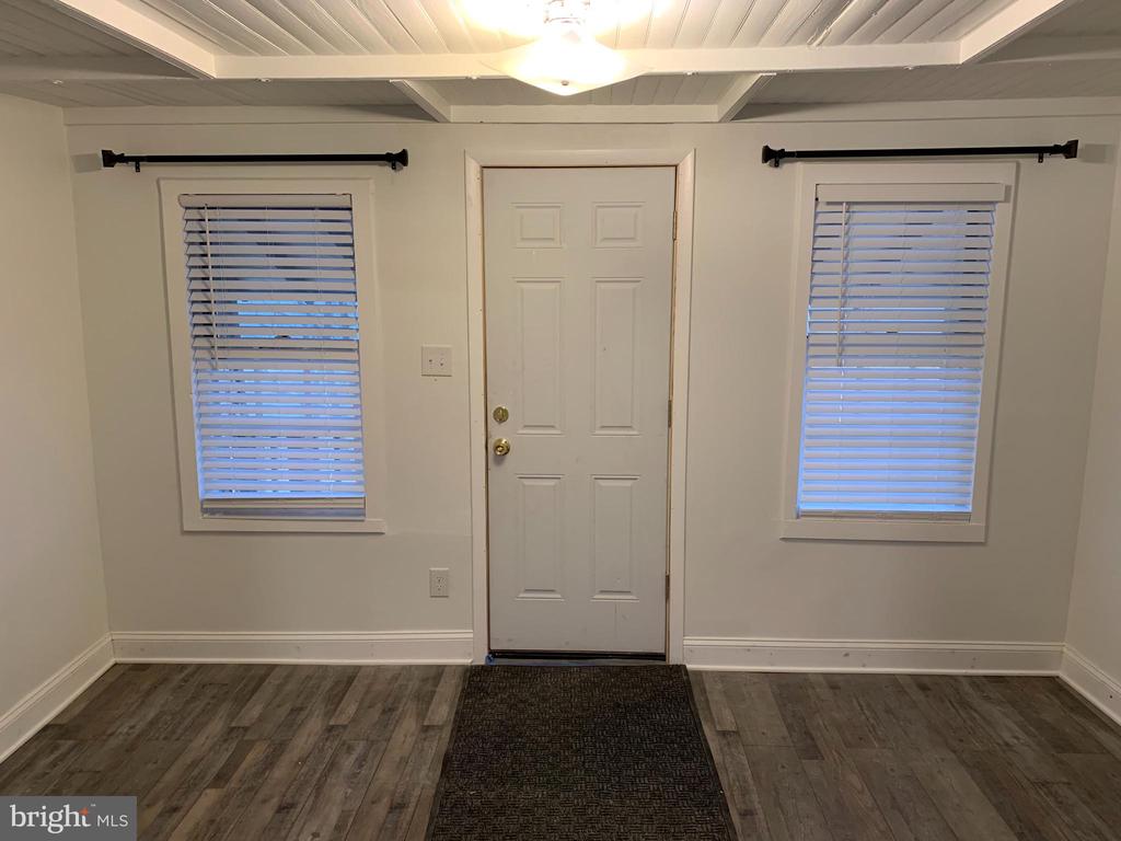 15 HIGGINSVILLE LANE