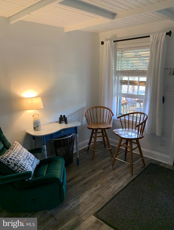 15 HIGGINSVILLE LANE