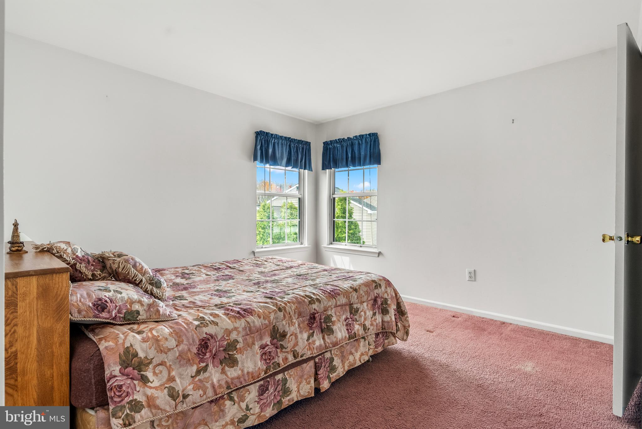 10 Winfield Cir