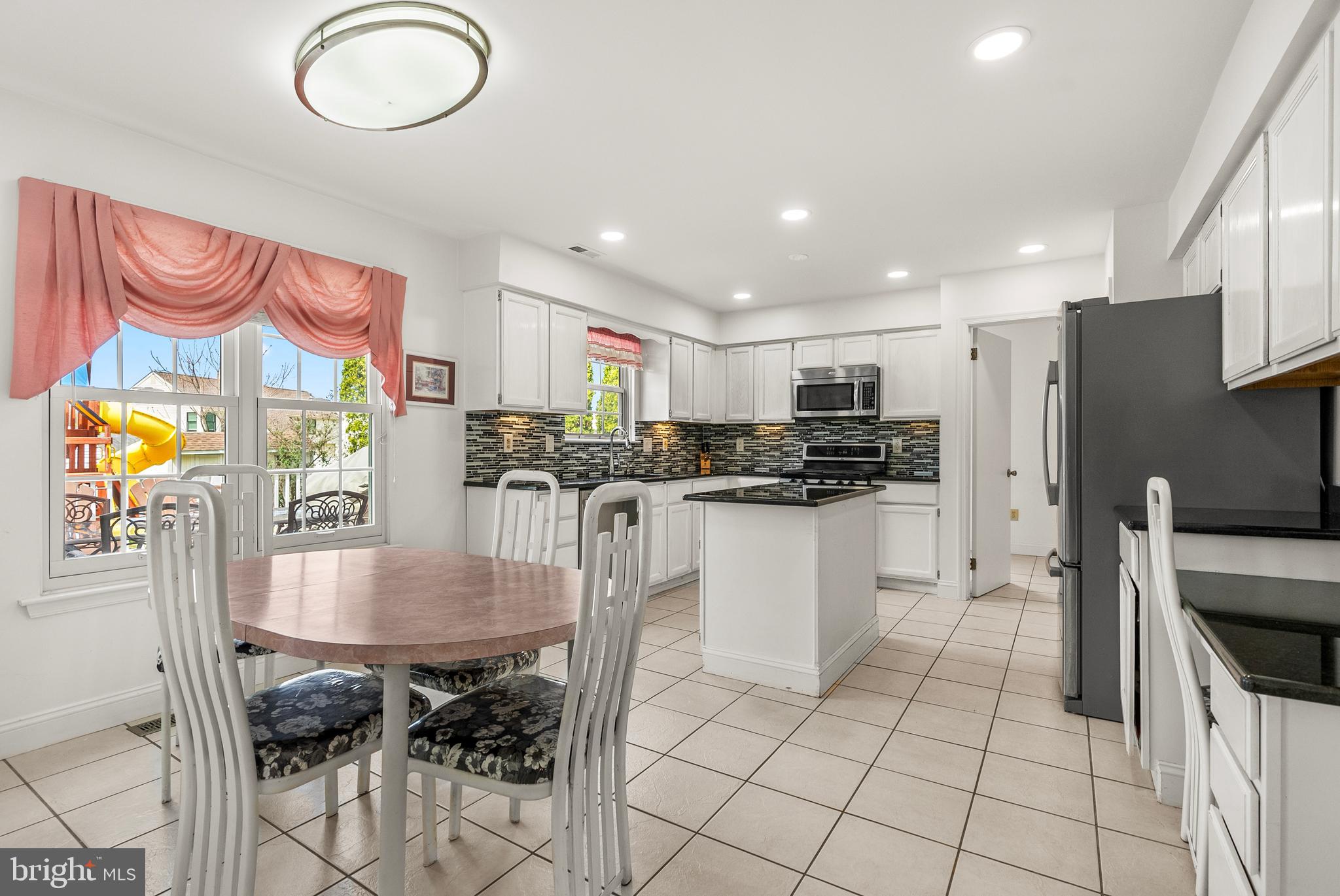 10 Winfield Cir