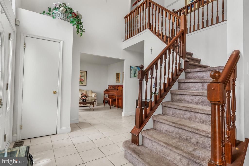 10 Winfield Cir