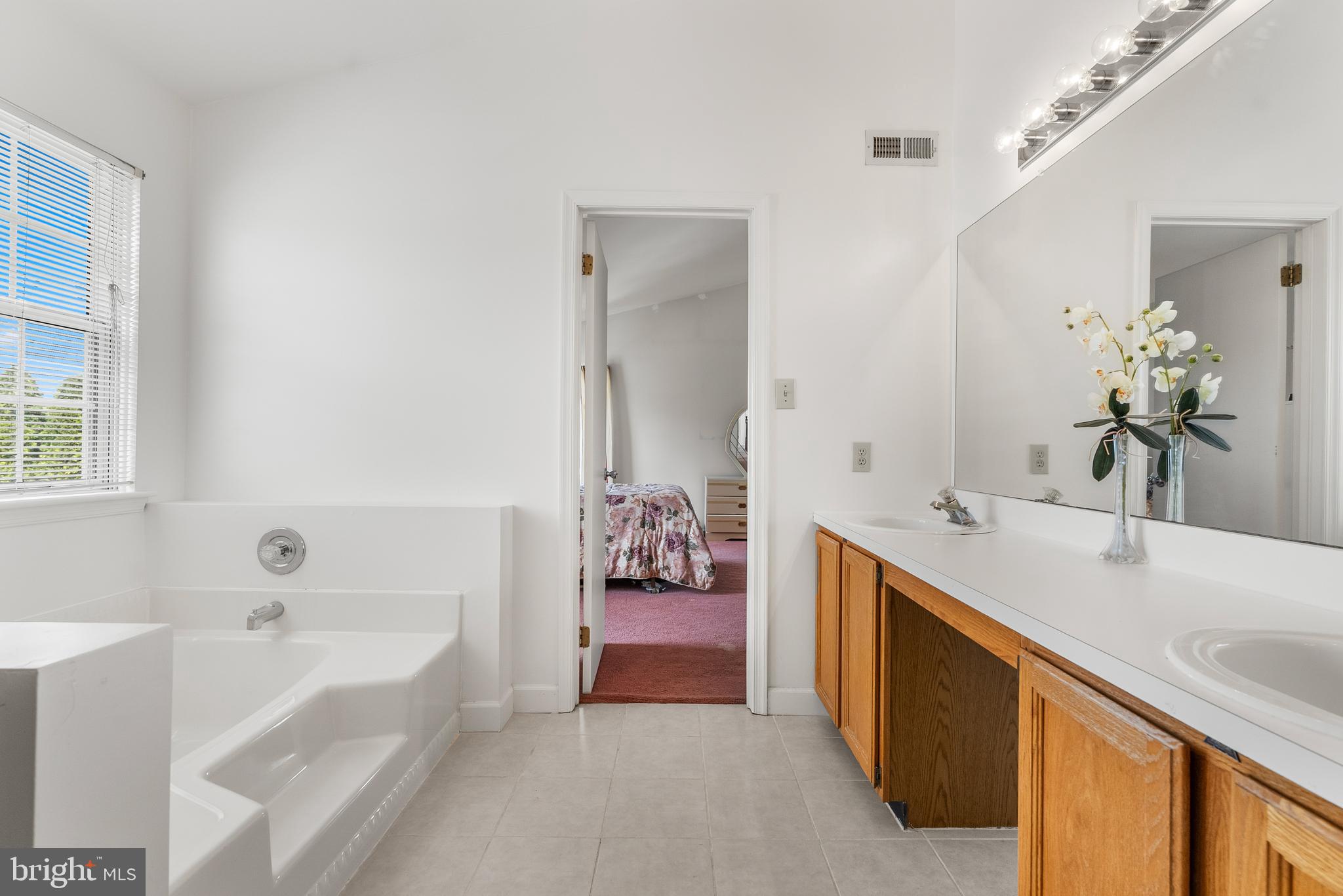 10 Winfield Cir