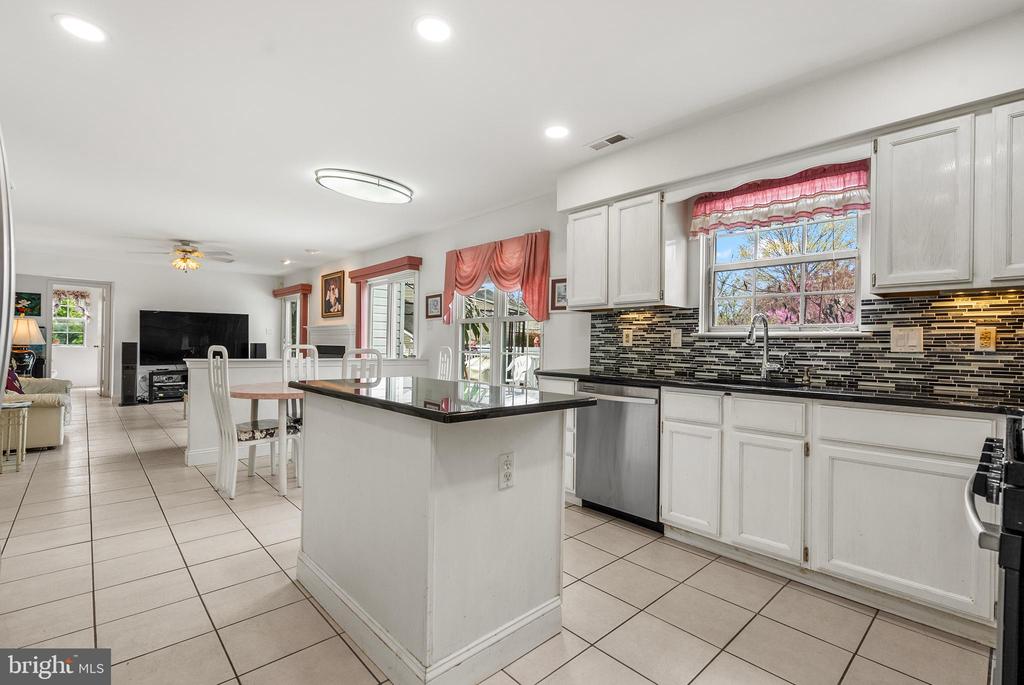 10 Winfield Cir