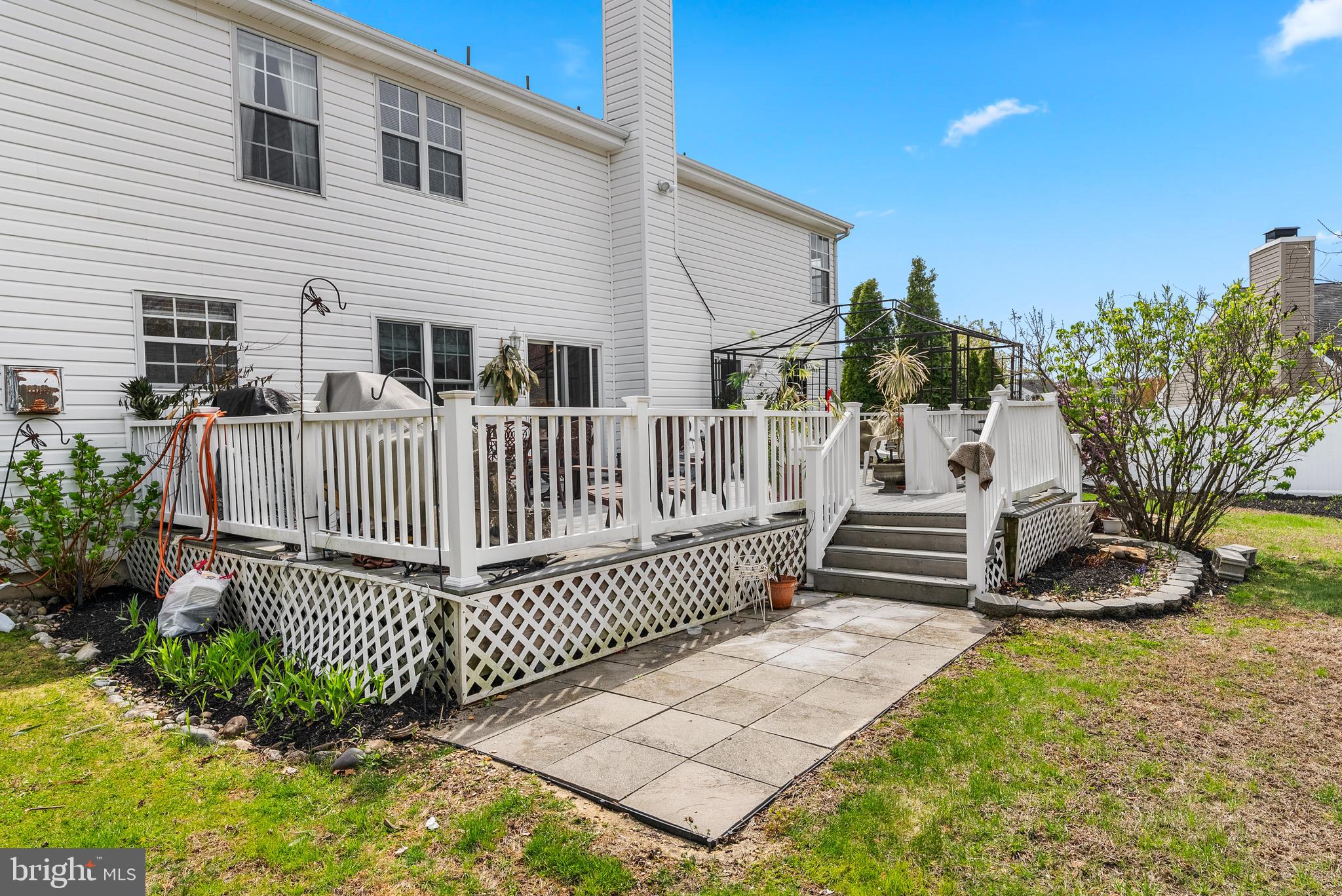 10 Winfield Cir